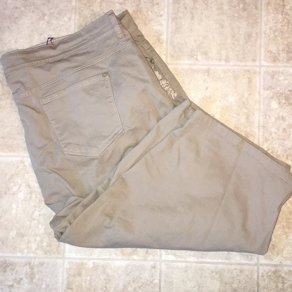 Gloria Vanderbilt Capri jeans